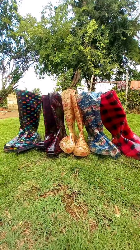nagbubukid ka ba kailangan may proteksyon ka sa paa #botapangbabae #rainboots