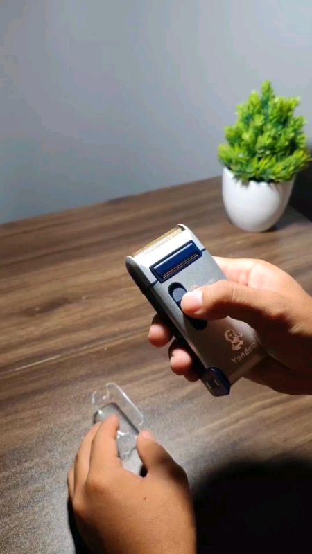 YANDOU SHAVER FOR MEN AND WOMEN #TRAVELSHAVER #ELECTRICSHAVER #PORTABLESHAVER #SHAVER #Mensshaver