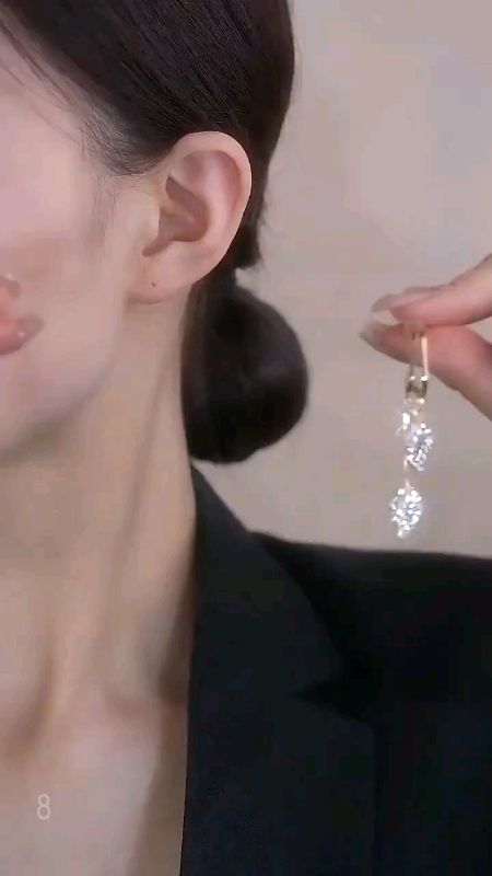 Assorted Earrings#earrings #fashionearrings #dropearrings #FreeCoinsInShopeeVideo #MasMuraSaShopee #fyp#foryoupage