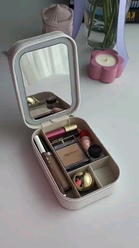 Cosmetic Bag and Folding Mirror With Led Light Portable Cosmetic Mirror #mirror #cosmeticmirror #cosmetic