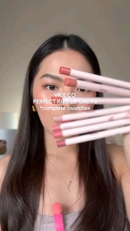 LIP LINER Vice Cosmetics Perfect Kizz Lip liner BUY 1 TAKE 1 LIP LINER