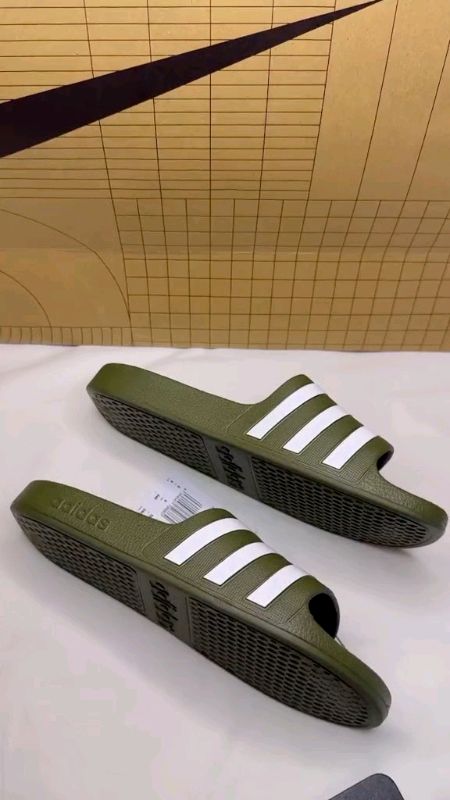 Adidas adillete slides #adidaslides #adidasadillete #adidas #slides #adidasslipper #slipper #MasMuraSaShopee #FreeCoinsInShopeeVideo #mustbuy