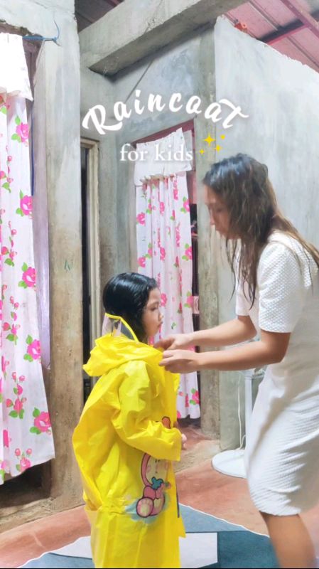 Tag ulan na naman, may raincoat na ba ang inyong anak? #raincoat #kids #forkids #mommyfinds #FreeCoinsInShopeeVideo #viral #sale #MasMuraSaShopee