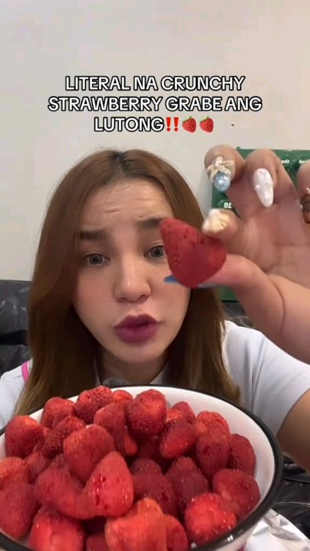 [BUY 1 TAKE 1 ] Freeze -dried Strawberry (100g-500g) 100% Natural