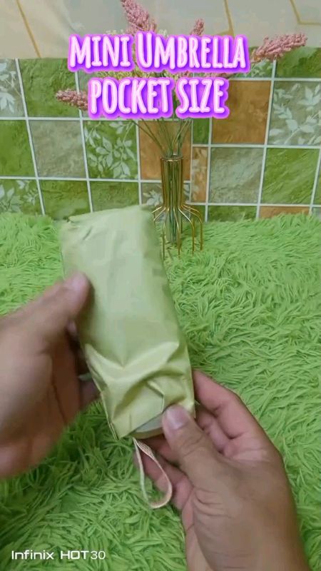 Pocjket Size Umbrella #fyp  #umbrella #miniumbrella #smallumbrella #pocketsizeumbrella #payong