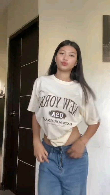 #unisexshirt #FreeCoinsInShopeeVideo #tshirt #oversizeshirt #OOTD #newyork #trending