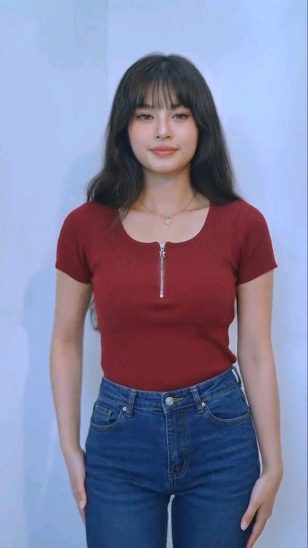 Trendy top #viral #sexytop zippertop full-length#knittedtop  #fashionforwomen#FreeCoinsInShopeeVideo #MasMuraSaShopee