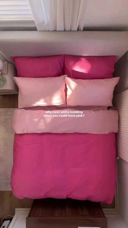 Pink Bed Sheet💗💘💖💓💝 #pink #bedsheet #Bed #bedroom #pinklover #Mattress #foryou