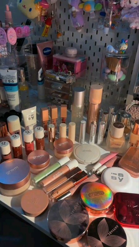 Lakas talaga makahigh-end makeup ng Teviant!!! 😩🎀💅✨ #makeup #teviant #foundation #powder #concealer #palette #blush #liptint #MasMuraSaShopee #sale
