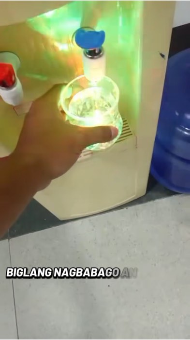 LED Flashing Cup luminous wine/beer glass for instant party wow! Perfect gift & bar essential. #fyp #shopeefinds #viral #ledcup #wineglass #trending