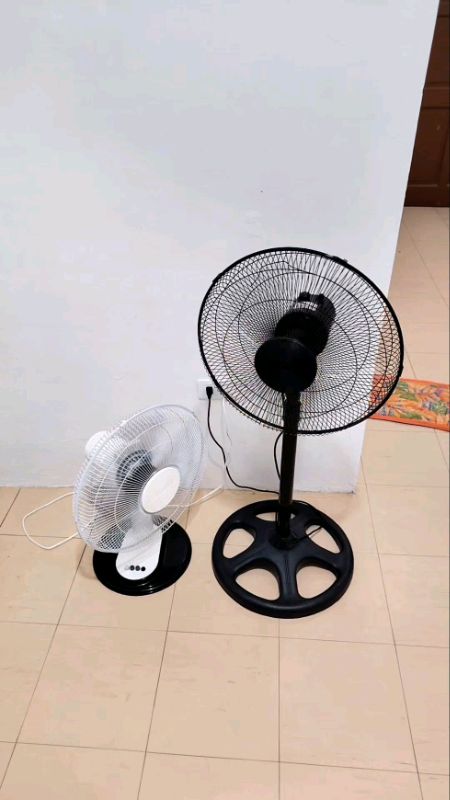 Buy 1 Take 1 Electric Fan Stand Fan and Desk Fan #electricfan #centrix #buy1take1 #sulitfinds #budolfinds