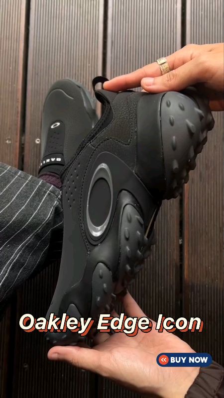 Oakley Edge Icon Golf Shoes 💜 #oakley #oakleyshoes #shoes #sneakers #oakleyedgeicon #golfshoes #menshoes #oakleygolfshoes