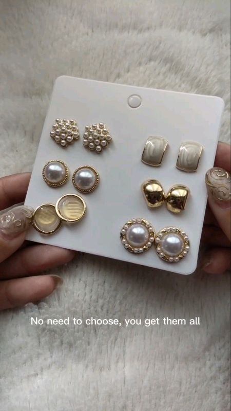 Classy earrings you surely love✨ #earrings #studearrings #classyearrings #earringsset #bundleearrings #ladiesearrings
