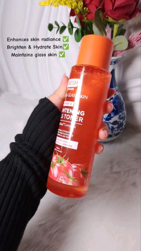 Instant glow sa tomato glass skin toner 🤩#Toner #TomatoGlassSkin #fyp #skincare