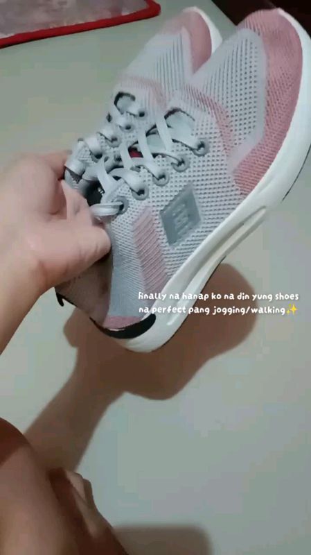 if you're looking for comfy shoes for ur jogging/walking era! this shoes is for you✨ #lightweight #shoes #forjogging #jogging #walkingshoes #walking