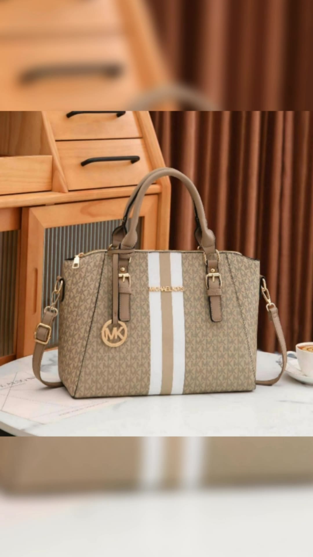 #fashionbag #womenbag #officebag #koreanbag #slingbag #handbag #highquality #trendingbag #bag #murasashopee #freecoinsinshopeevideo